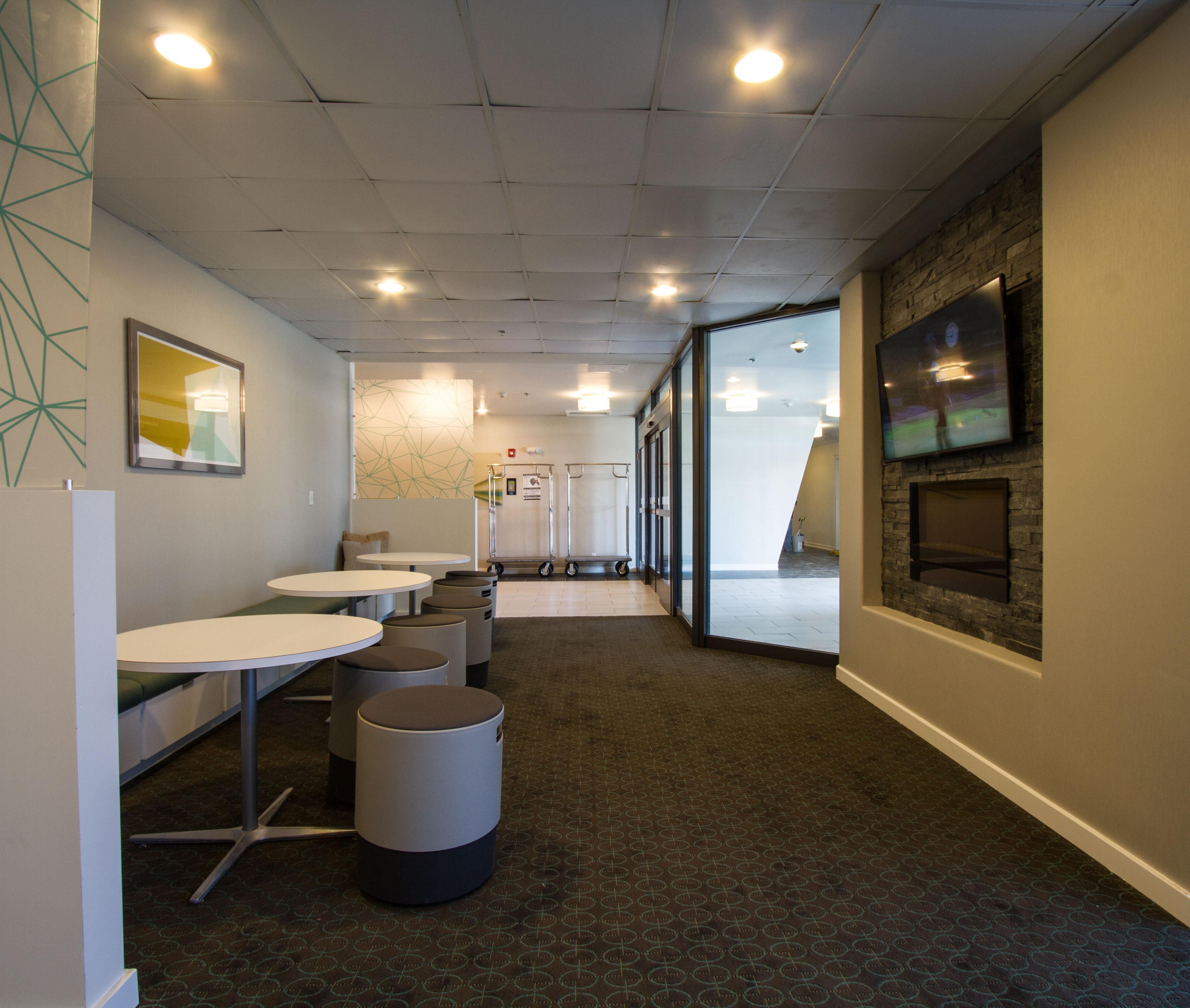 Holiday Inn Victorville By Ihg Dış mekan fotoğraf